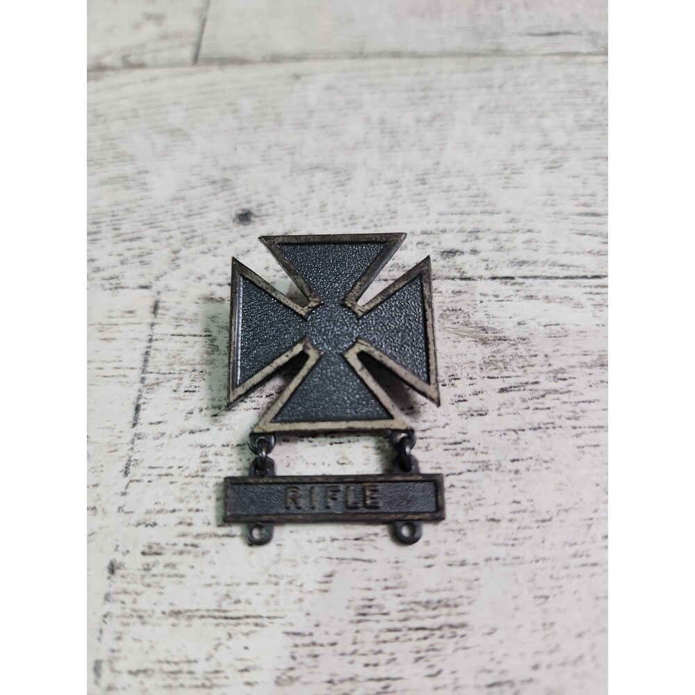 Vintage WW2 Iron Cross Rifle Award Pin Sterling Silver 1.5" Military WWII